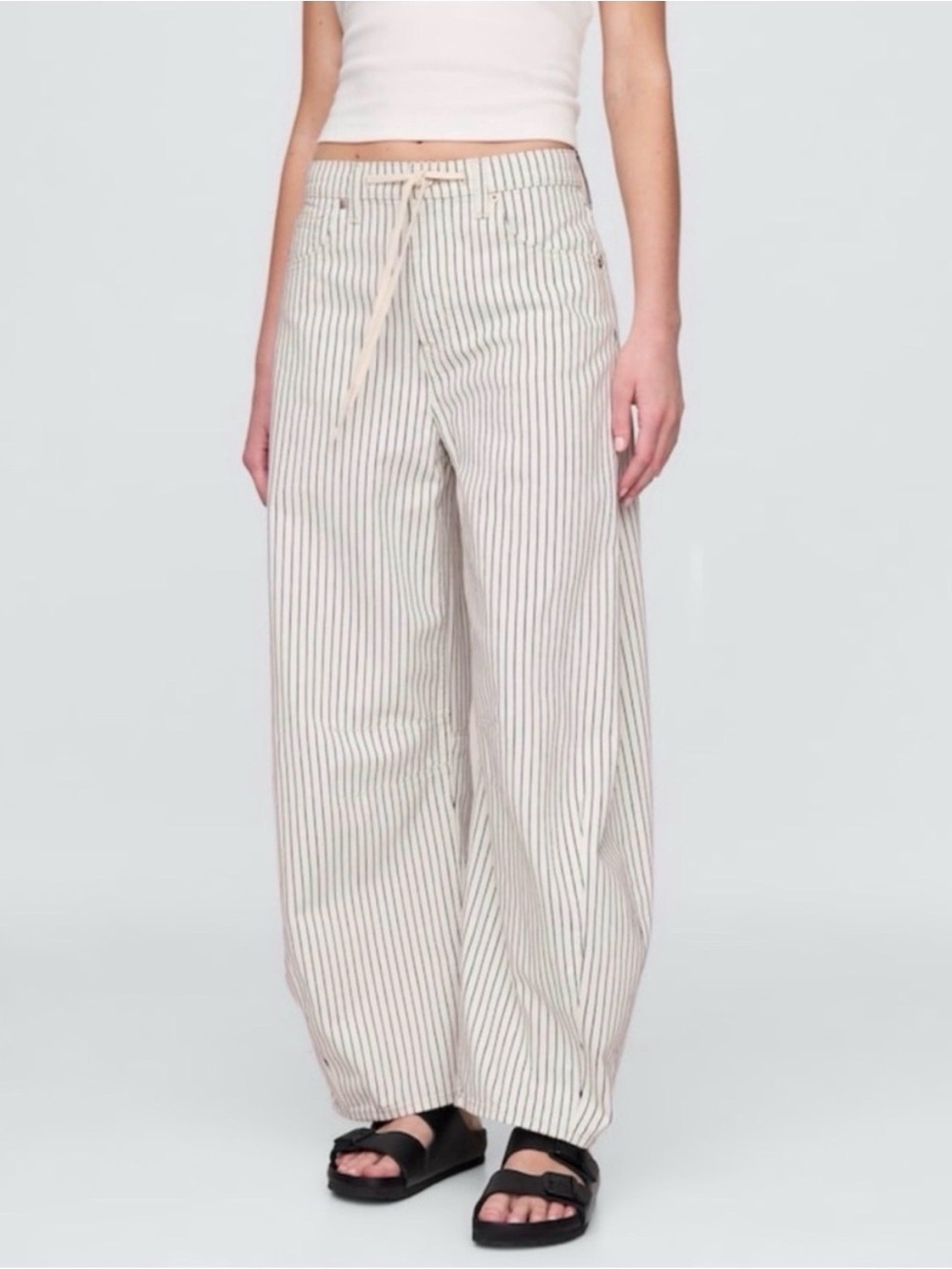 GAP White Pants with Pinstripes — Horseshoe High Rise